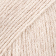 Drops Fabel Uni Colour 124 Wit Zand
