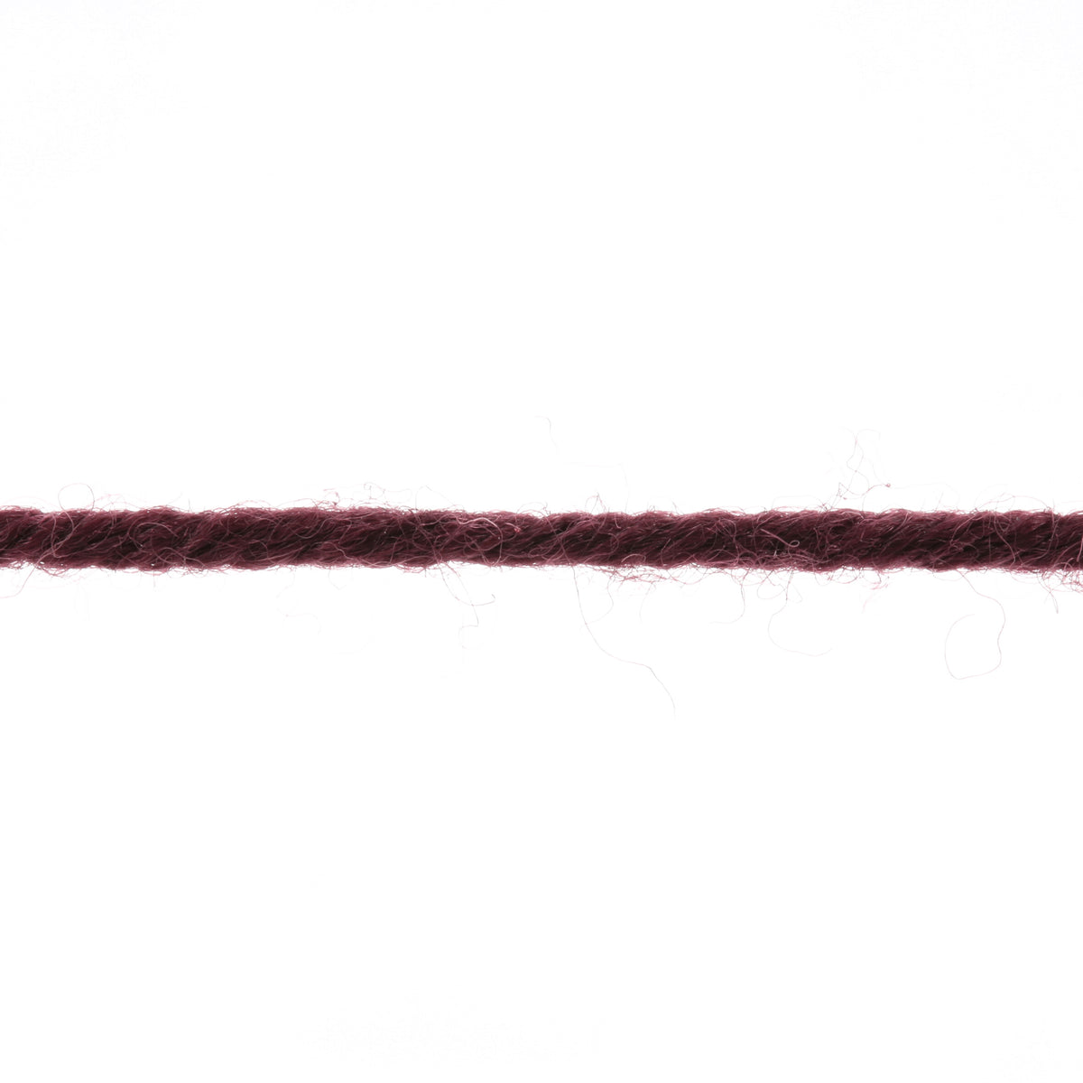 Lang Yarns Merino 120 0364 Bordeaux - detail van de losse draad
