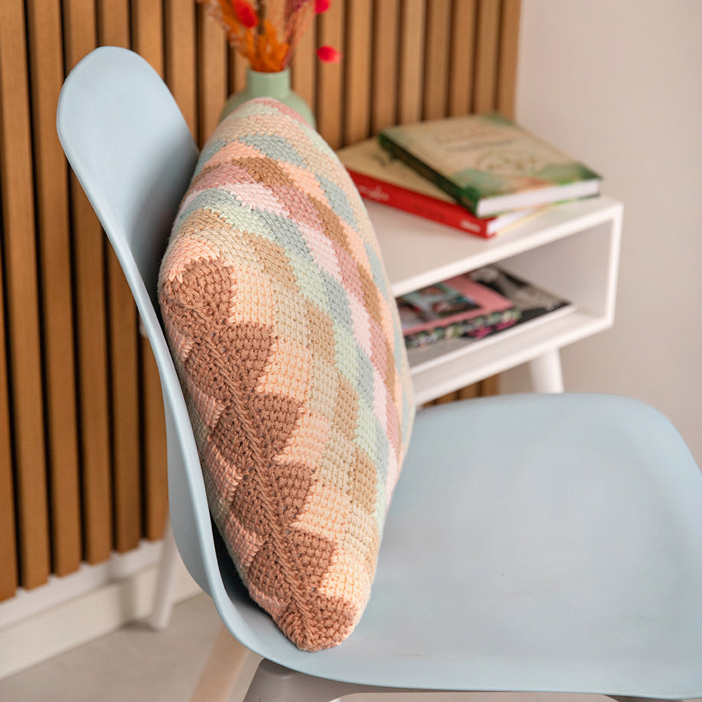 Wallis-Kissen – Blumenpracht – Studio Madelaine – Häkelpaket