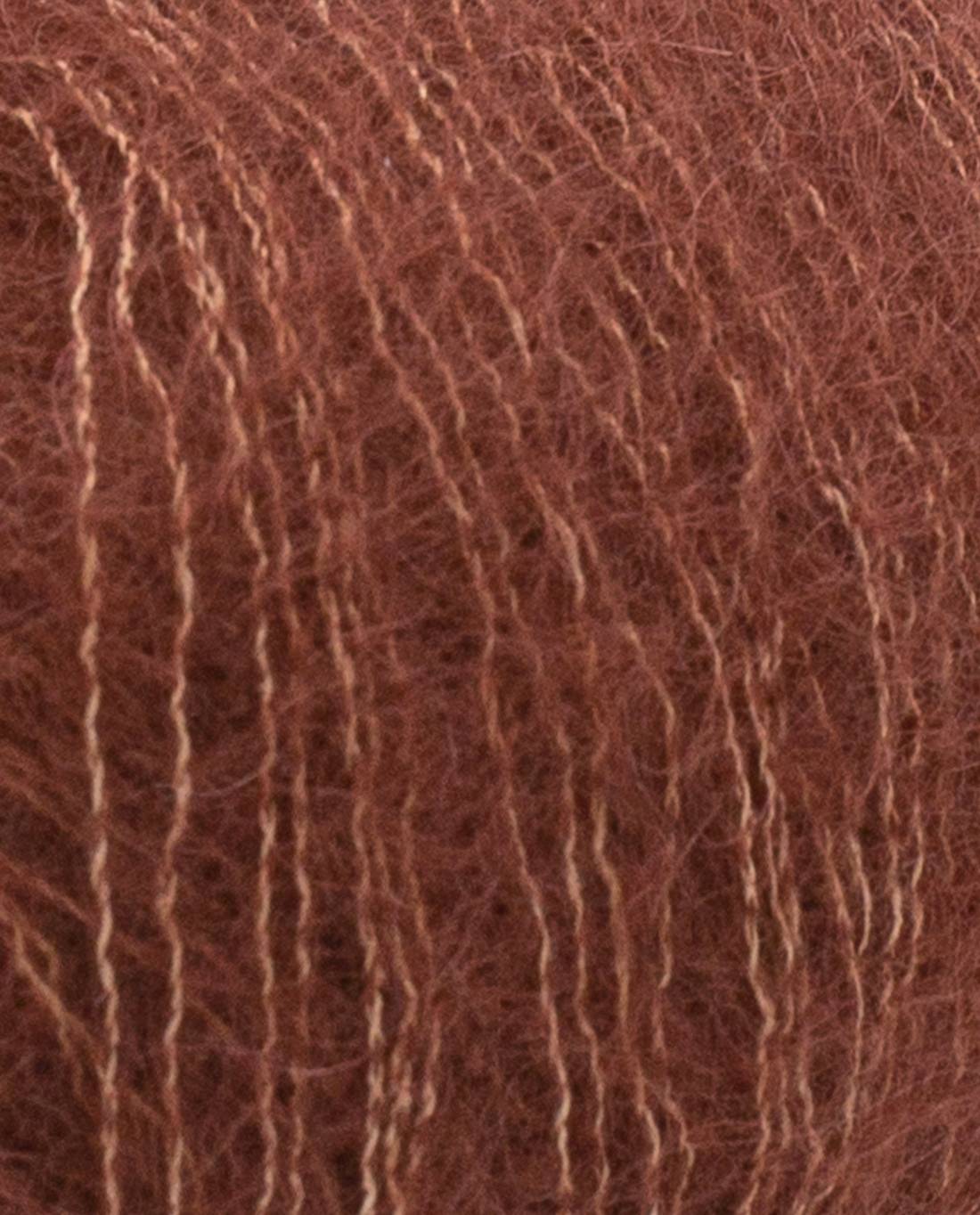 Phil Mohair Soie 2333 Praline - detail van de draadstructuur