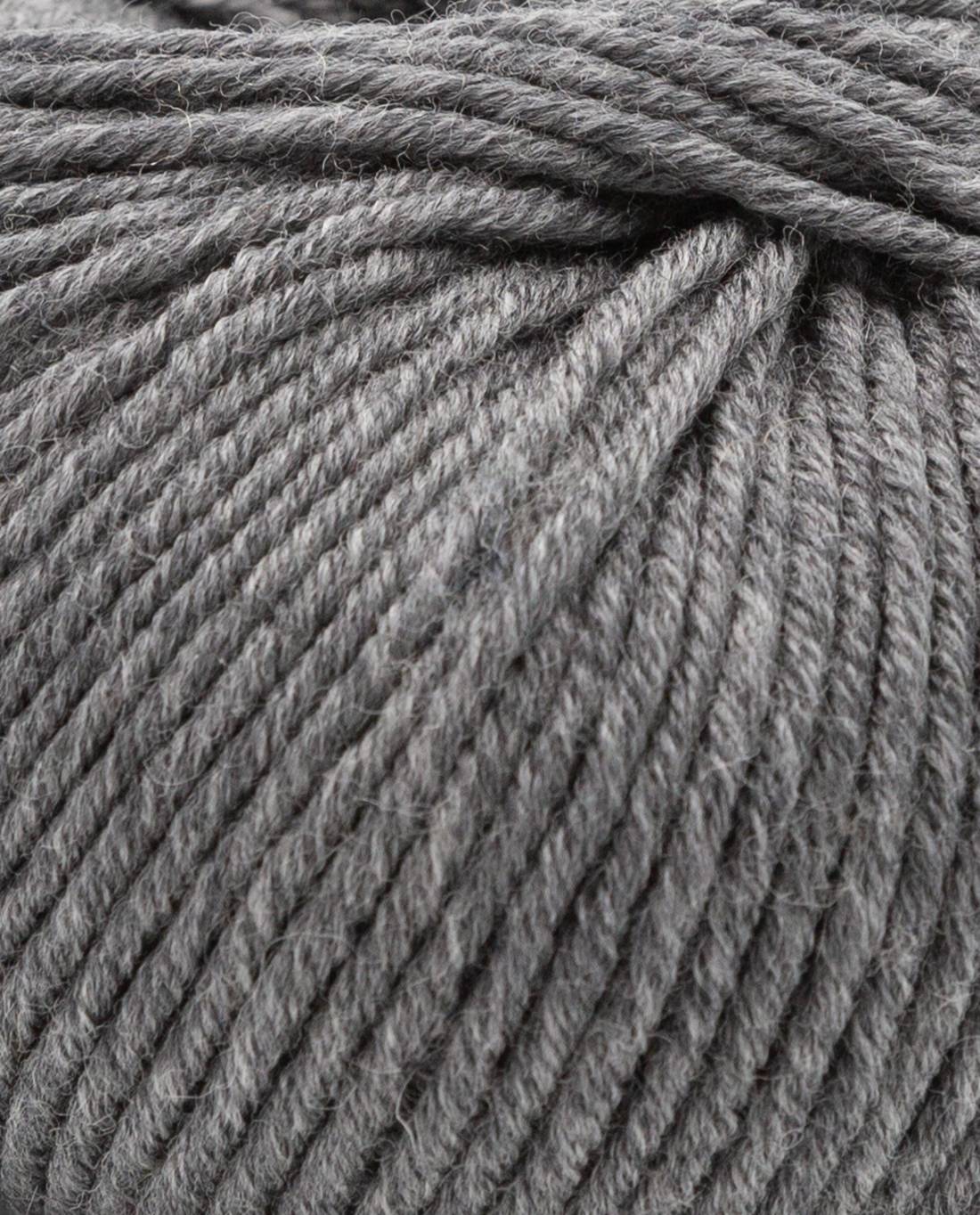 Phildar Phil Merinos 6 2360 Medium Grey Tweed - detail van de merinowol en draadstructuur