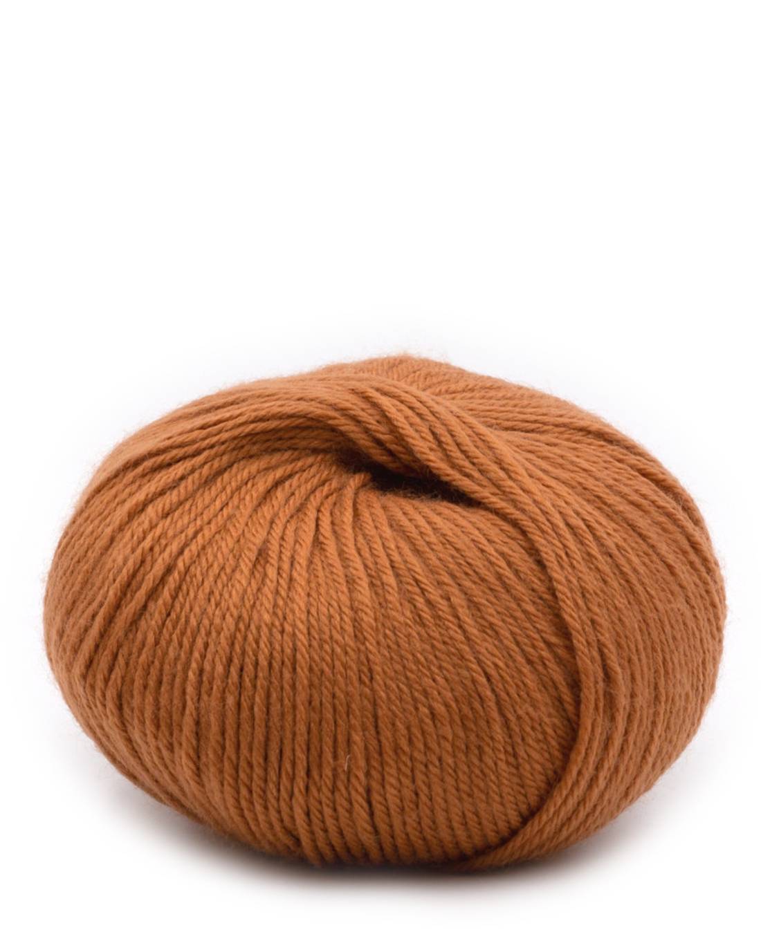 Phildar Phil Caresse 2333 Hazelnut - garenbol vanuit een andere hoek