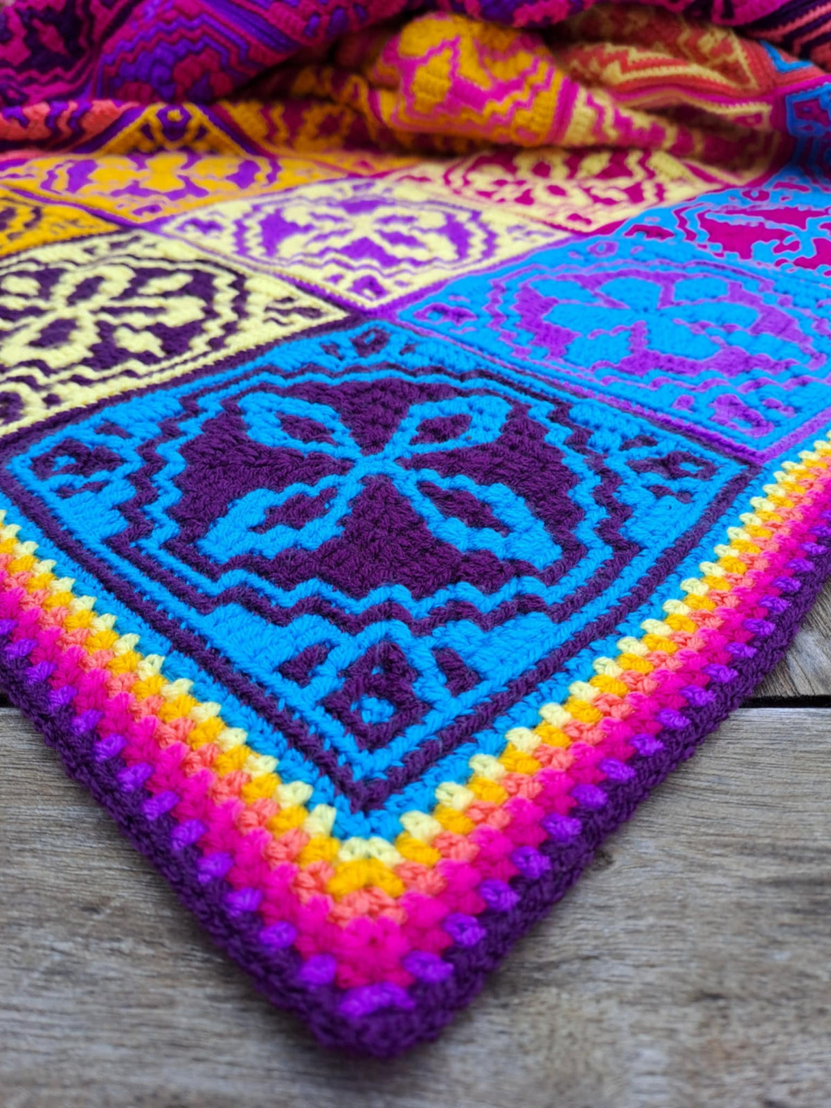 Burst of Joy Deken Garen- & Haakpakket Colour Crafter - Anke Wintermans 8