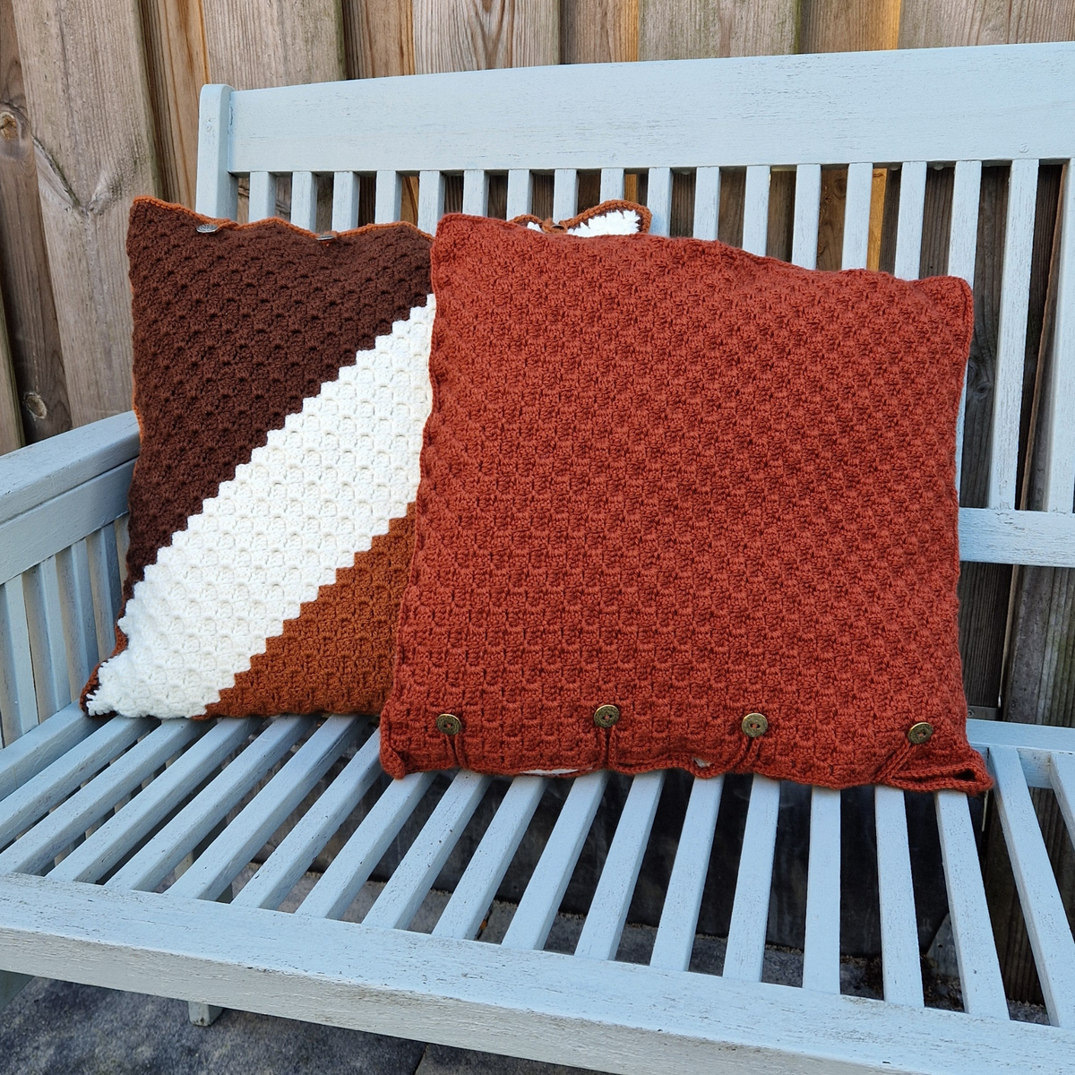 C2C kussenhoes met sleutels en slot van CB’s Creations