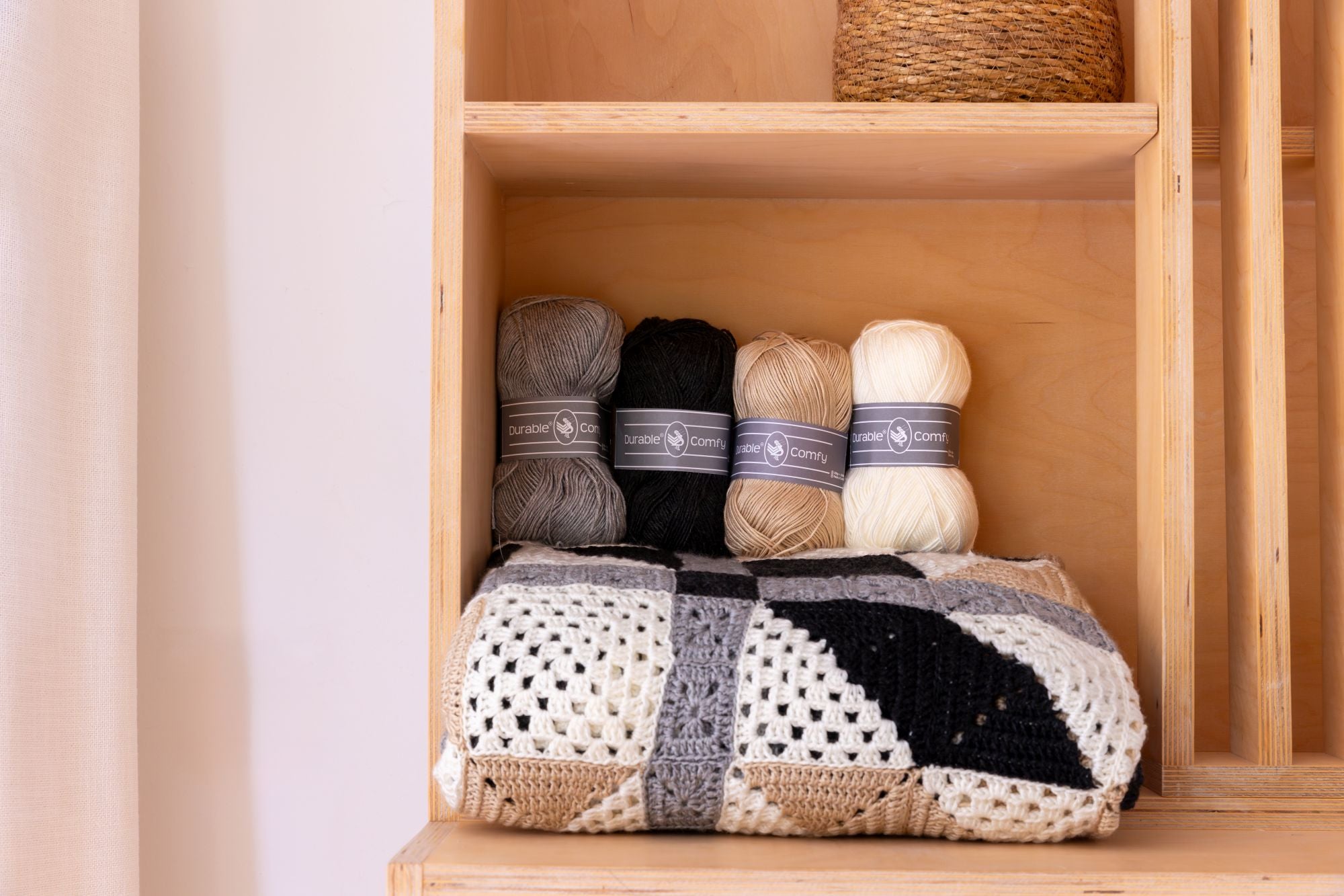 Haakplein CAL 2026 Perfectly Imperfect - The Steady One - Durable Comfy garenkleuren voor het pakket