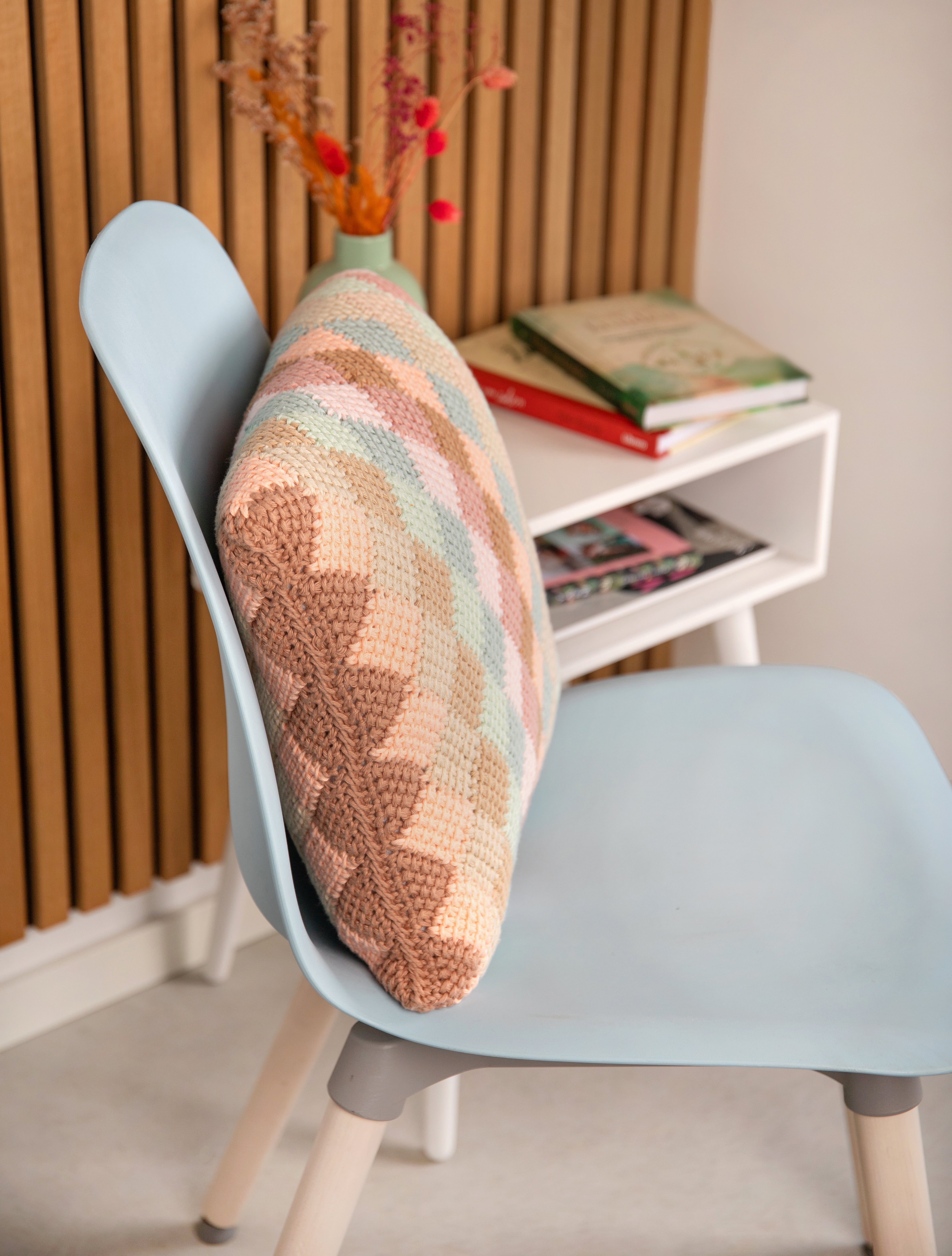 Wallis-Kissen – Häkelpaket „Soft Pastel“ – Studio Madelaine