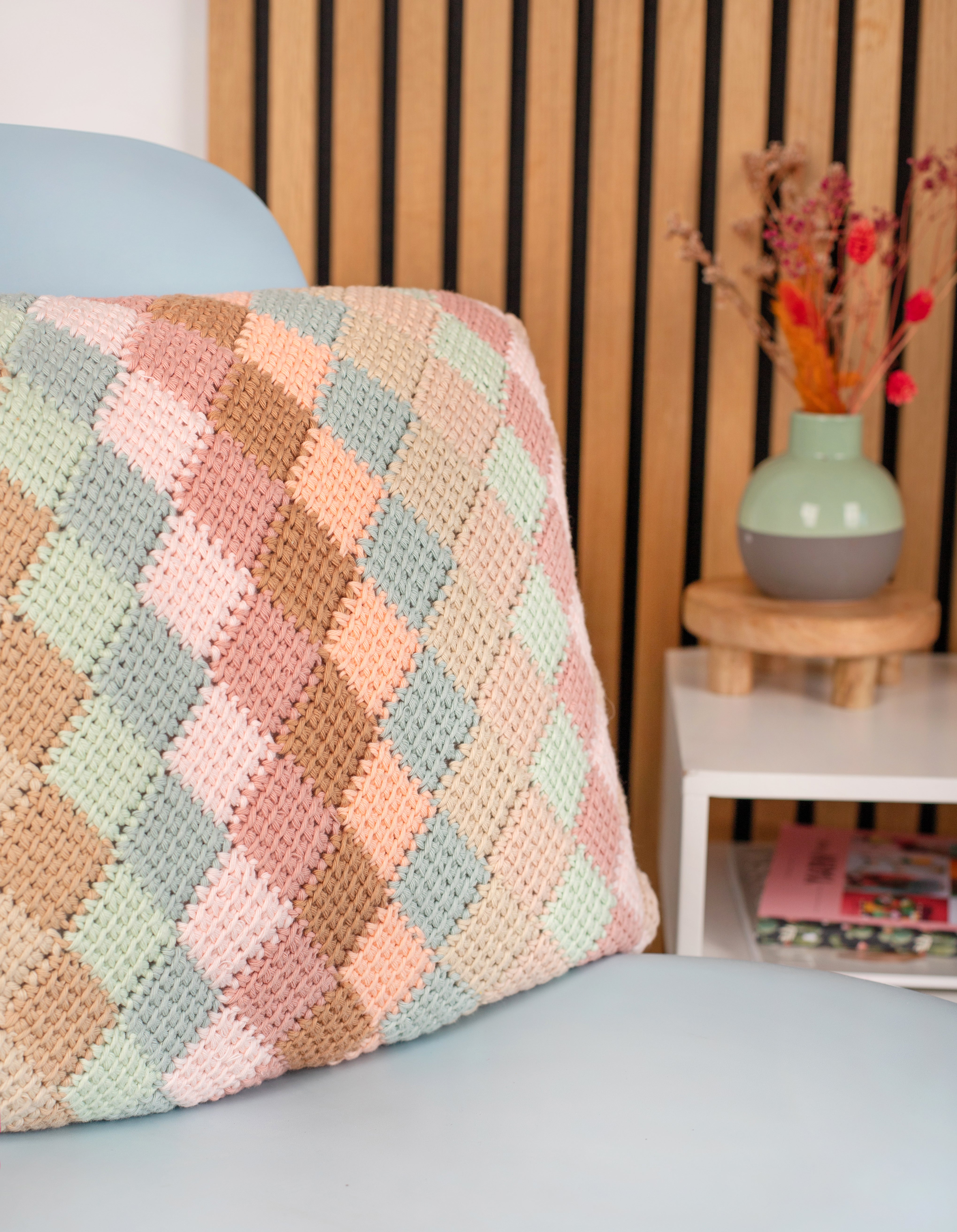 Wallis-Kissen – Häkelpaket „Soft Pastel“ – Studio Madelaine