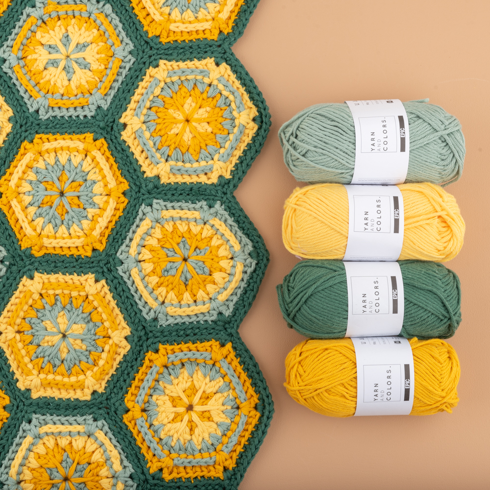 Yarn and Colors Flower Hexagon Baby Blanket Haakpakket 078 Bottle - Flower Hexagon babydeken