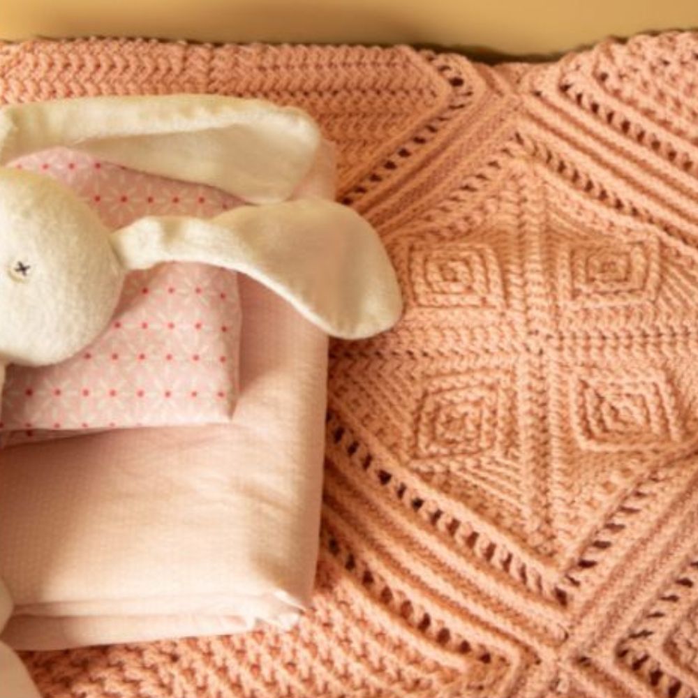 Baby droomdeken haken — gemaakt met Baby Droomdeken 8.0 Joy Haakpakket Ledikantdeken (2)