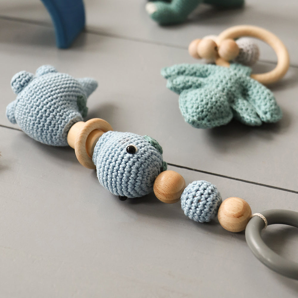 Dino — gemaakt met Baby kraampakket jongen haakpakket (4)