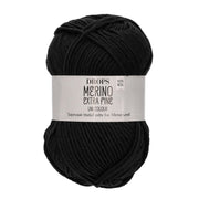 Drops Merino Extra Fine Uni Colour 02 Zwart