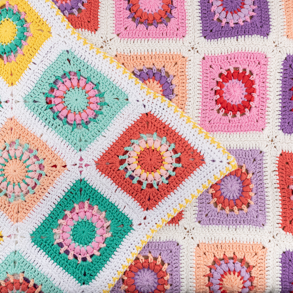 Blossom baby blanket — gemaakt met Haakpatroon Yarn and Colors Blossom Baby Blanket (3)
