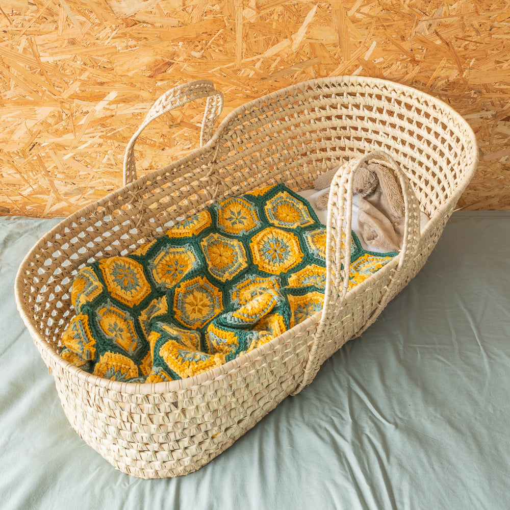 Flower hexagon baby blanket — gemaakt met Haakpatroon Yarn and Colors Flower Hexagon Baby Blanket (2)