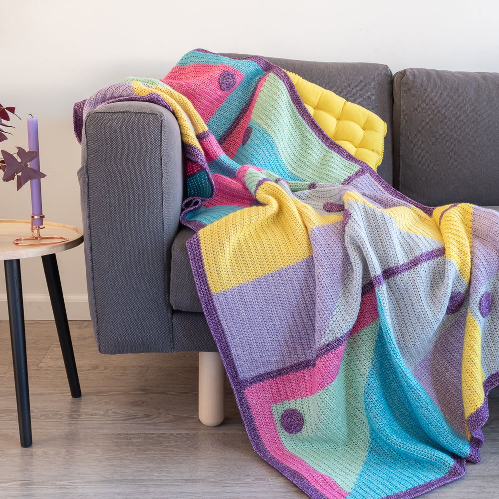 Mosaic window blanket — gemaakt met Haakpatroon Yarn and Colors Mosaic Window Blanket (2)