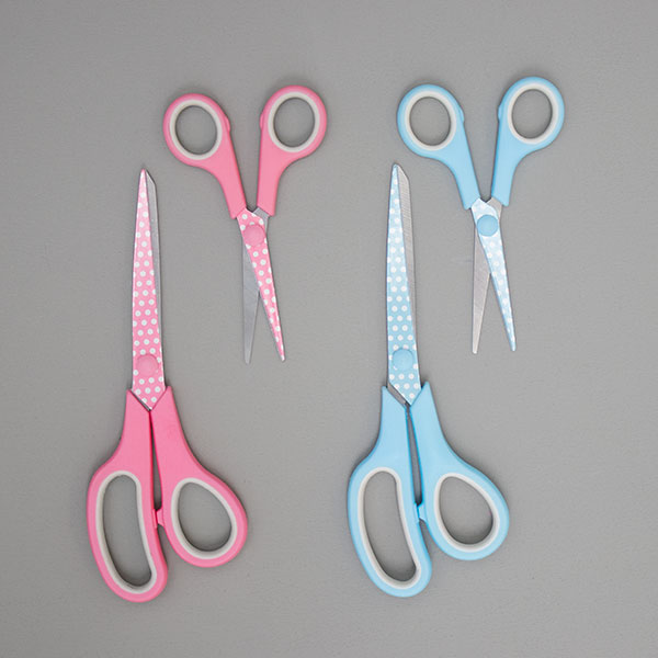 Hemline set stoffenschaar blue — gemaakt met Hemline Set Stoffenschaar (21cm) & Borduurschaar (13,5cm) Blue (2)