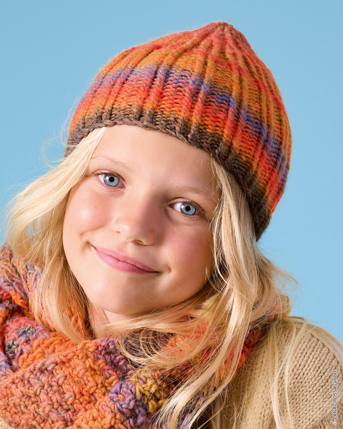 Lana Grossa Kids Nr. 15 model 24 - muts met Colors For You - sfeerfoto 3
