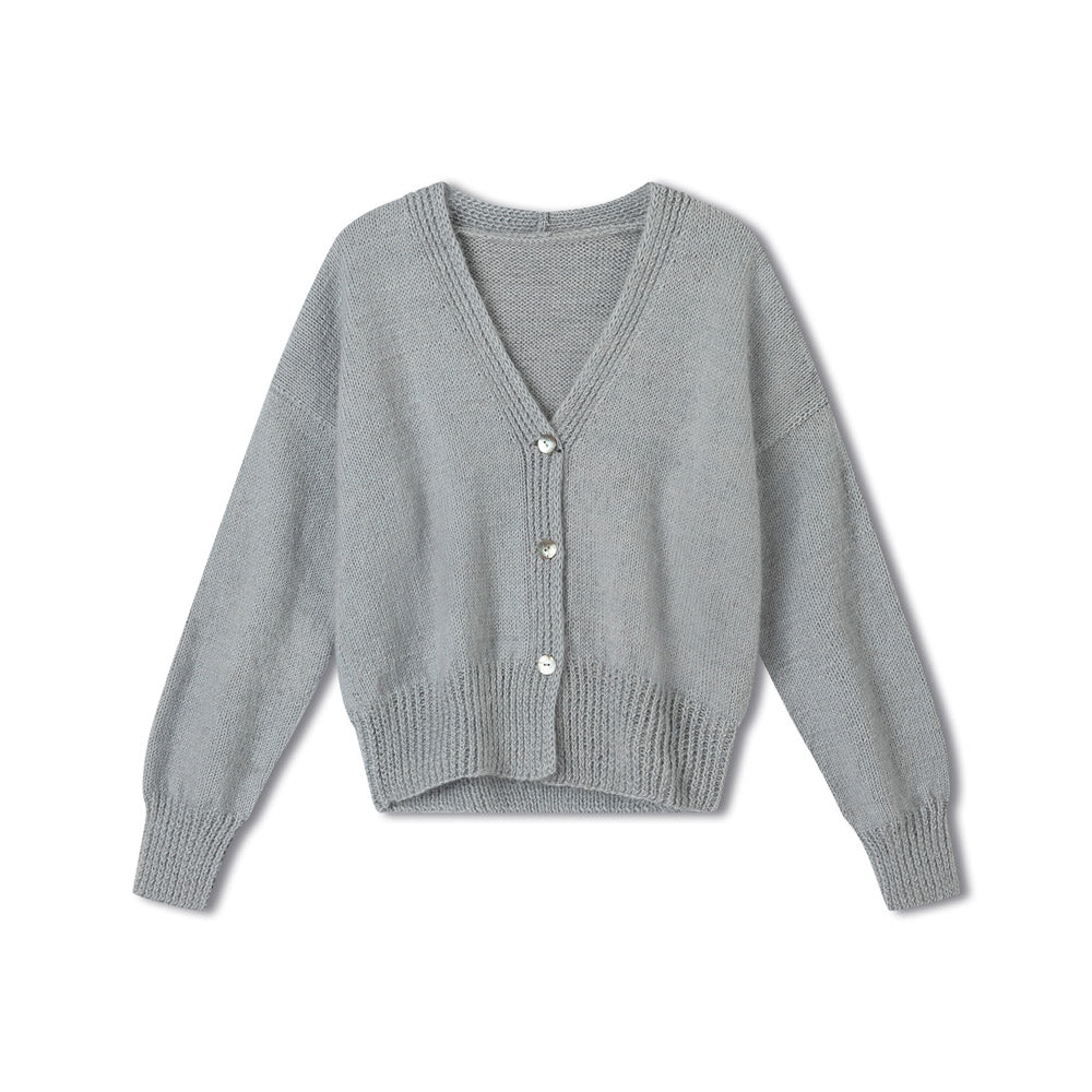 lichtgrijs shirt en bijpassend vest van fijn merinogaren - inspiratie voor Lana Grossa Cool Wool 590 Naturel - Lana Grossa Cool Wool 2010 Licht Rozenhout