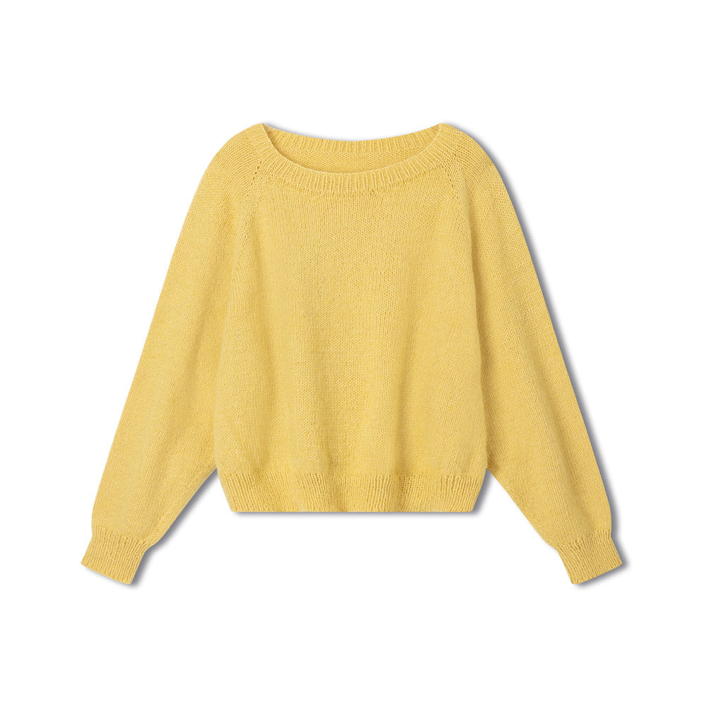 gele gebreide trui als tijdloze basic - inspiratie voor Lana Grossa Cool Wool 590 Naturel - Lana Grossa Cool Wool 2010 Licht Rozenhout