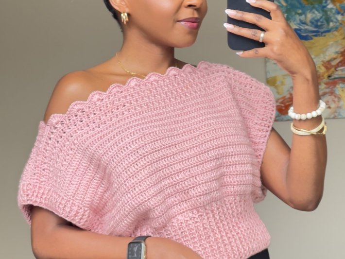 Gehaakte off-shoulder top met X-steek en geribde tailleband