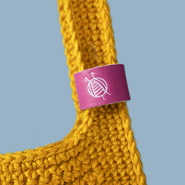 Geel haak label — gemaakt met Joly Bag Haakpakket