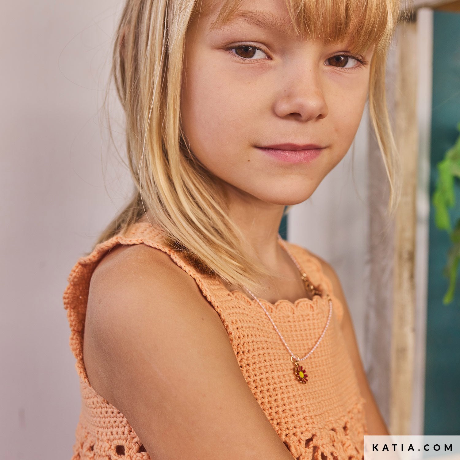Patroon breien haken kinderen topje lente zomer katia — gemaakt met Katia Capri 82157 Parelwit (5)