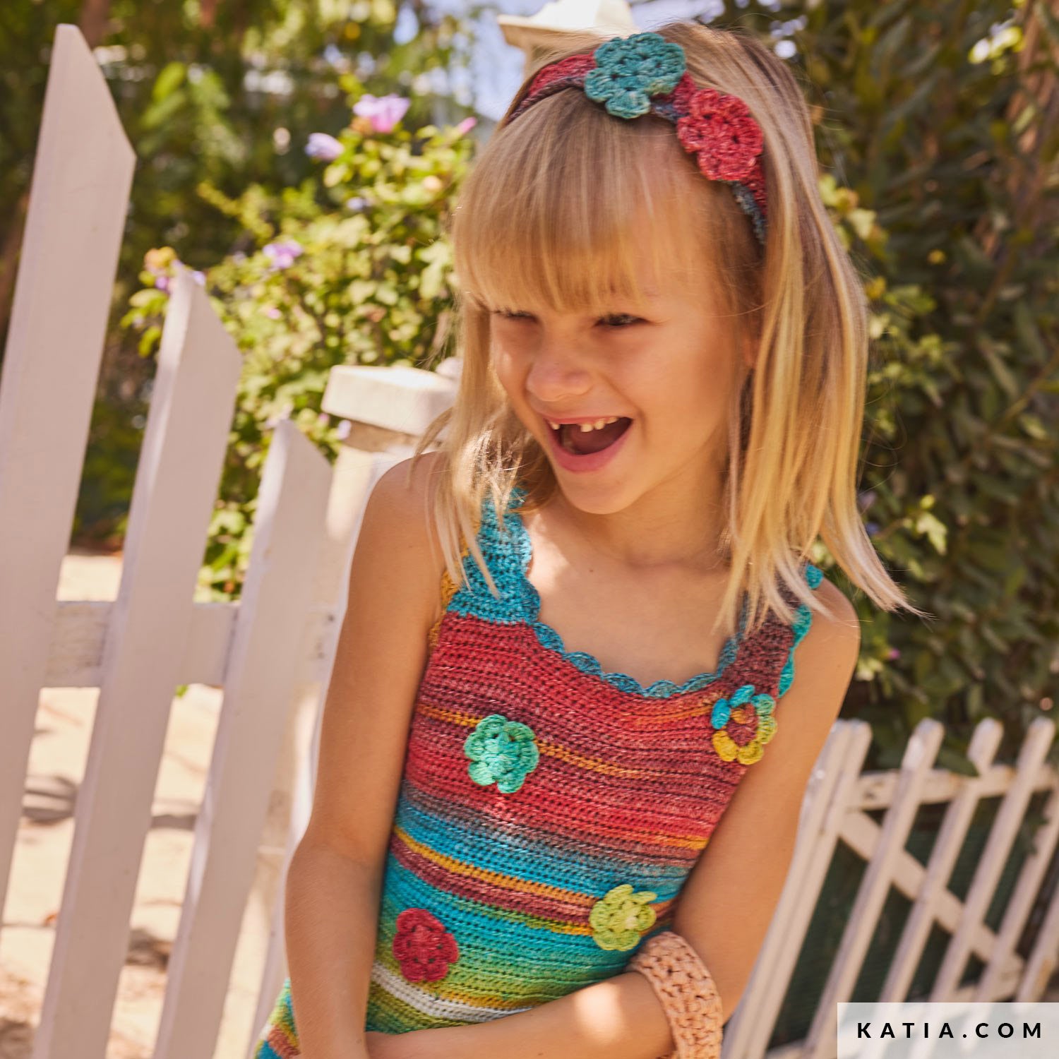 Patroon breien haken kinderen slabbetje lente zomer katia — gemaakt met Katia Fair Cotton Stretch (4)