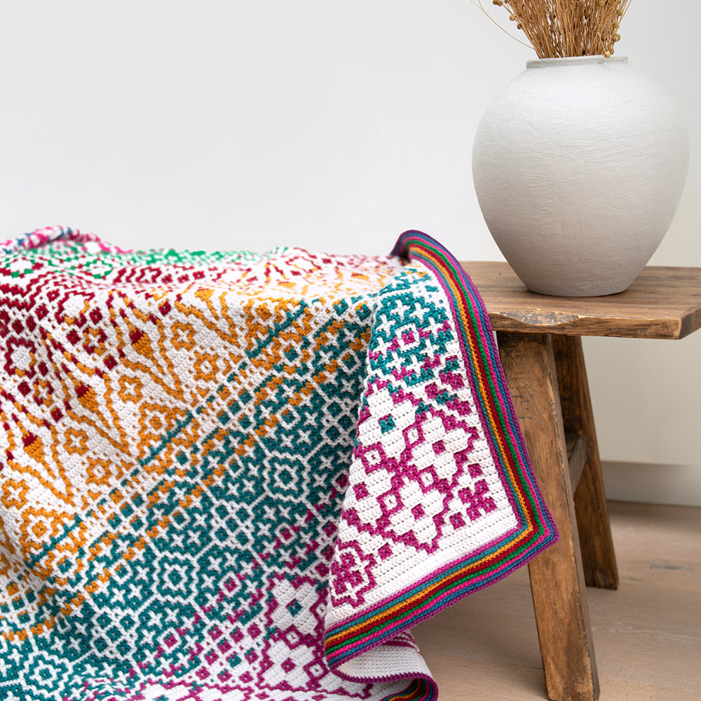 Anke Wintermans - Manic Mirror Blanket Fiesta Haakpakket - Inclusief Digitaal Patroon 2