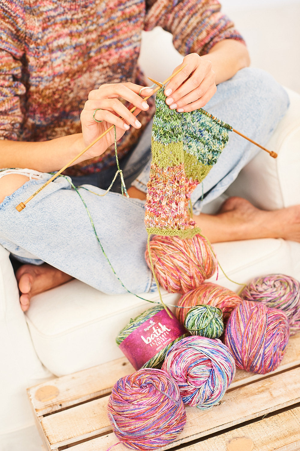 Batik swirl dk balls — gemaakt met Stylecraft Cardigan & Tank Top in Batik Elements Swirl DK