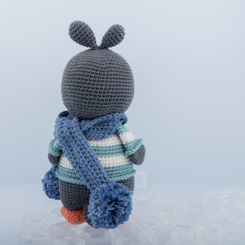 Hosih the penguin — gemaakt met Yarn and Colors Hoshi the Penguin Haakpatroon (3)