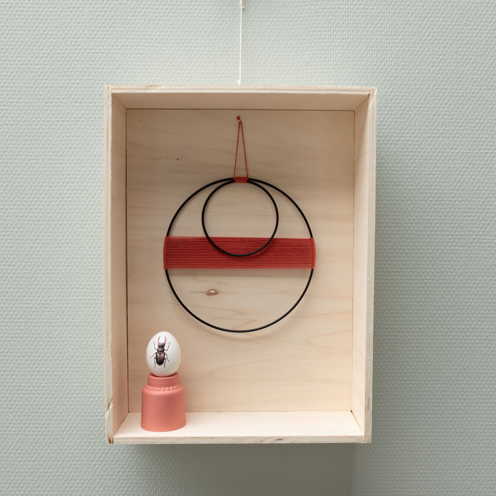Yarn and Colors Less is more WOW! Wall Hanging Booklet (2)