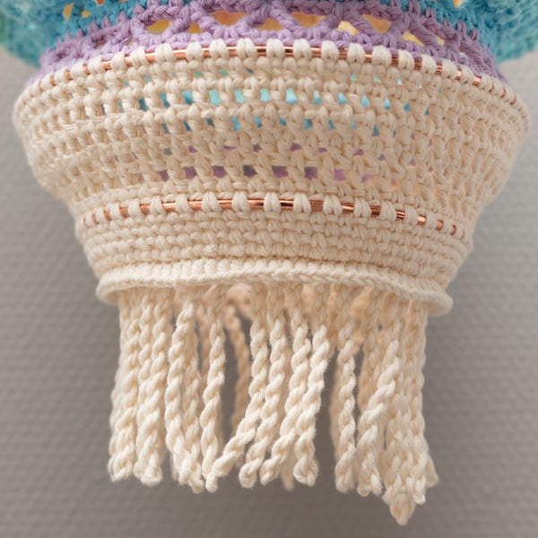 Yarn and Colors Rainbow Lamp Booklet (3)