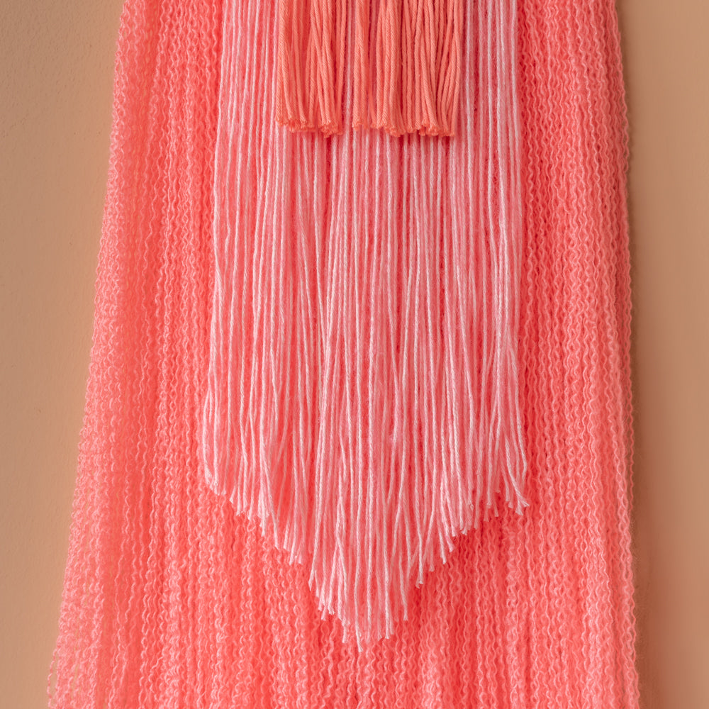 Three is charm wall hanging — gemaakt met Yarn and Colors Three is a Charm Wall Hanging 2.0 Macramé Pakket (3)