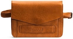 MUUD Cheri. Handgefertigte Gürteltasche aus Leder, 24 x 18 x 3 cm