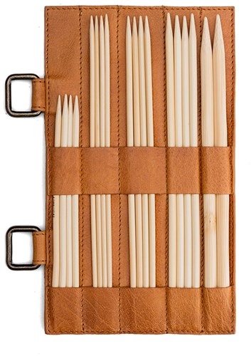 MUUD Carita C Whiskey - Handgefertigte Ledereinlage 14 x 21 cm für Rundstricknadeln