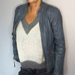 Casual Knitted Spencer Garn- und Strickpaket