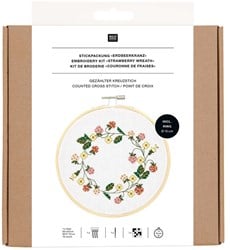 Rico Design Stickset Erdbeerkranz vorgezeichnet Ø 15 cm