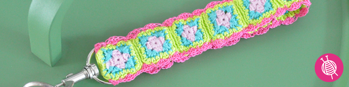 Schlüsselanhänger häkeln aus Mini-GrannySquares