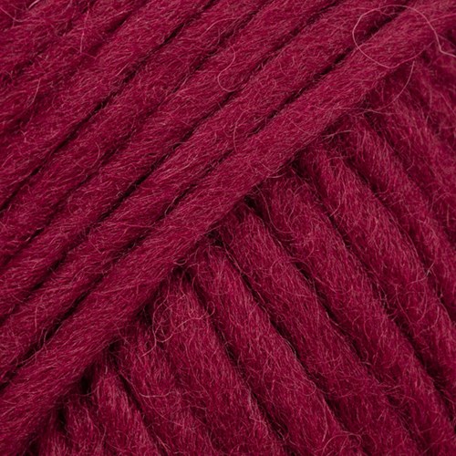 Drops Snow Uni Colour 121 Rubinrot