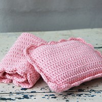 Go Handmade Häkelanleitung Teddy mit Decke und Kissen Rosa-3