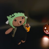 Häkelanleitung Ted im Halloween-Fieber-3