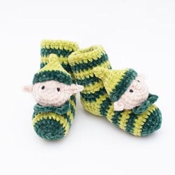 Sockirumi Weihnachtself Baby Häkelanleitung