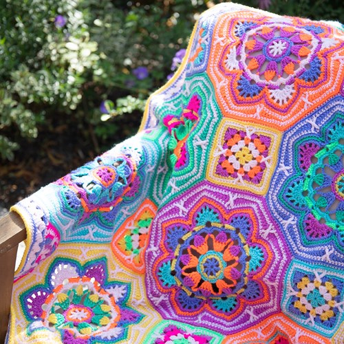 Persian Tiles Fiesta Deken Haakpakket