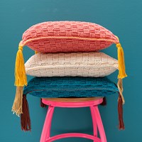 Yarn and Colors Must-Have Cushion Booklet-2