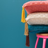 Yarn and Colors Must-Have Cushion Booklet-3