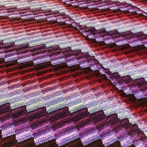 Bargello Blanket MAL Garnpaket 3 Rainbow-3