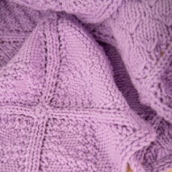 Traumdecke 8.0 KAL (breien) Yarn and Colors Happy