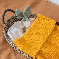 Yarn and Colors Oh Baby! Crochet Blanket Häkelpaket 015 Mustard