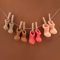 Yarn and Colors Oh Baby! Crochet Booties Häkelpaket 042 Peach