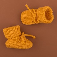 Strickanleitung Yarn and Colors Oh Baby! Knit Booties-2
