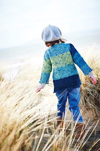 Strickanleitung Stylecraft Batik Swirl DK No. 9539 Kinderjacke und Handschuhe-3